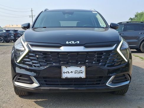 Used 2023 Kia Sportage EX AWD/4WD image 2