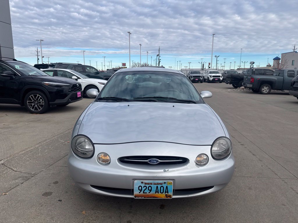 Used 1998 Ford Taurus LX FWD image 2