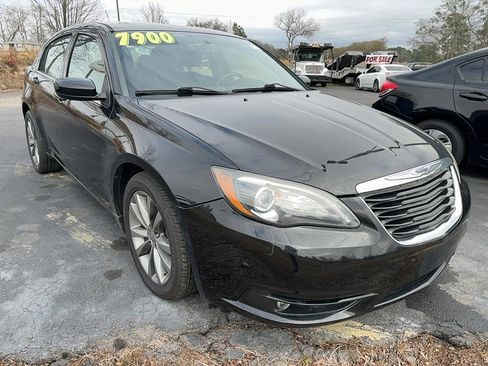 Used 2012 Chrysler 200 S image 3