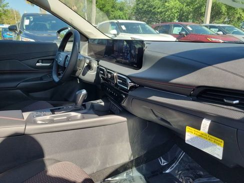 New 2026 Nissan Sentra SR w/ Floor Mat Package image 30