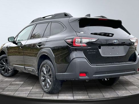 Certified 2025 Subaru Outback Onyx Edition image 11