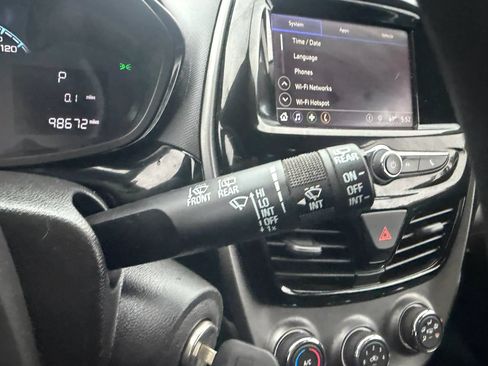 Used 2021 Chevrolet Spark LT FWD image 22