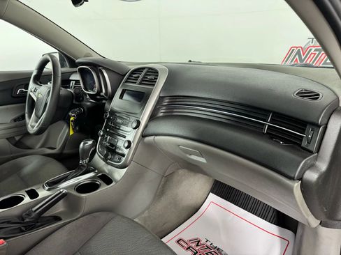 Used 2015 Chevrolet Malibu LS image 12