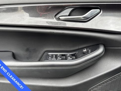 Used 2023 Jeep Grand Cherokee Altitude image 12