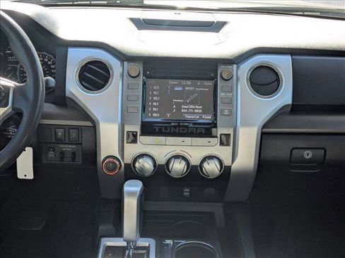 Used 2018 Toyota Tundra SR5 image 13