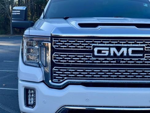 Used 2022 GMC Sierra 2500 Denali w/ Denali Ultimate Package image 13