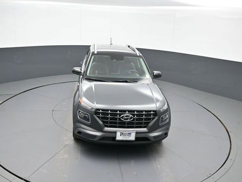 Certified 2023 Hyundai Venue Limited w/ Cargo Package image 33