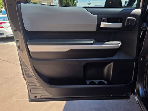 Used 2019 Toyota Tundra Limited w/ Limited Premium Package RWD image 27