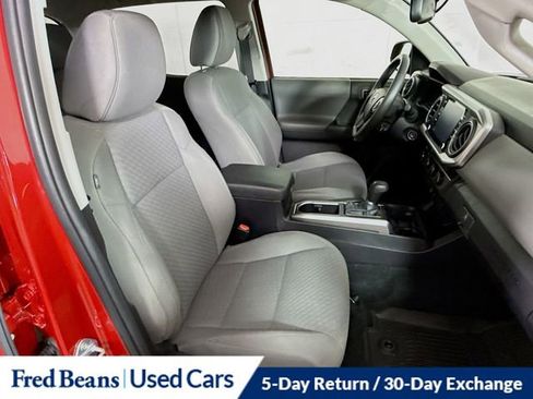 Used 2022 Toyota Tacoma SR5 image 25