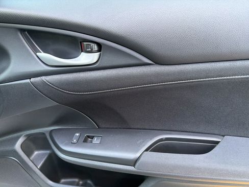 Used 2020 Honda Insight EX image 17