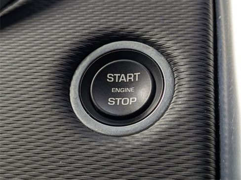 Used 2023 Land Rover Discovery S R-Dynamic image 24