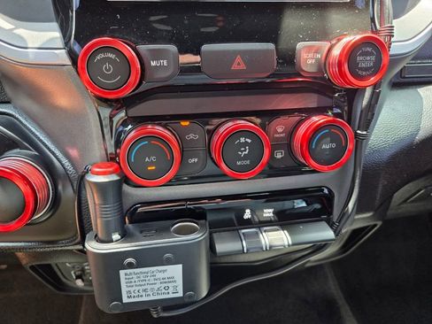 Used 2021 RAM 1500 Big Horn RWD image 28