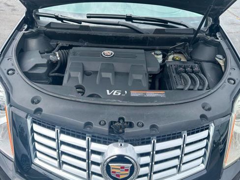 Used 2013 Cadillac SRX Luxury w/ Driver Awareness Package FWD image 30