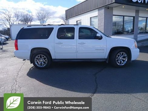 Used 2012 GMC Yukon XL SLE w/ Convenience Package image 5