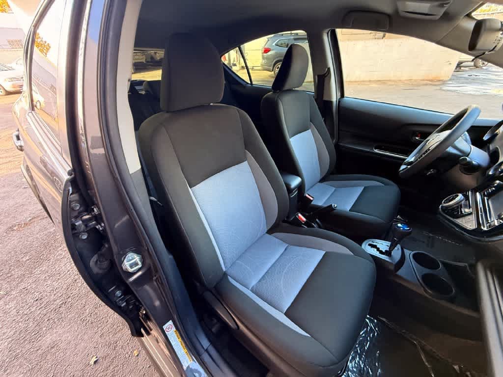 Used 2019 Toyota Prius C w/ Carpet Mat Package FWD image 14