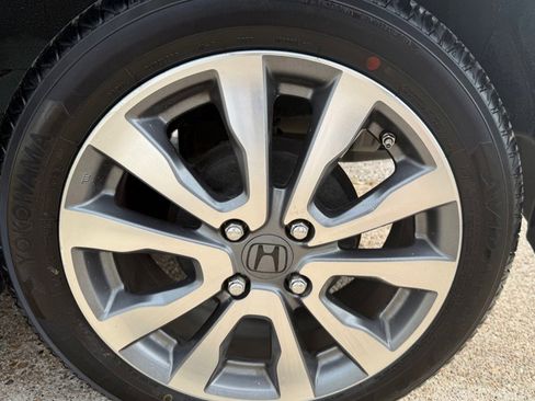 Used 2013 Honda Fit Sport image 21