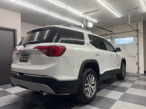 Used 2019 GMC Acadia SLE FWD image 8