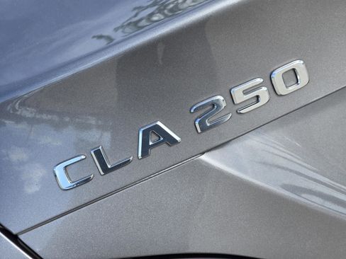 Used 2017 Mercedes-Benz CLA 250 image 40