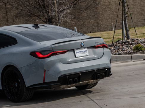 Used 2021 BMW M4 Coupe w/ Executive Package image 8