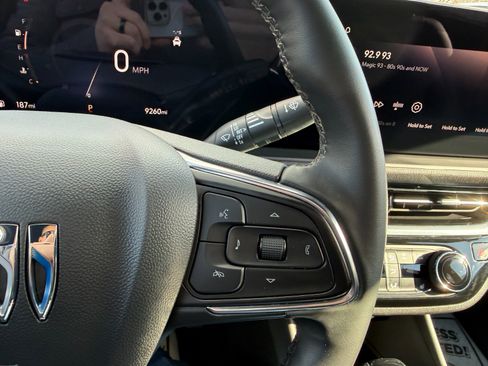 Used 2024 Buick Envista Sport Touring w/ Convenience I Package image 27