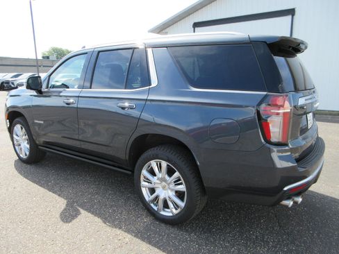 Certified 2021 Chevrolet Tahoe High Country w/ Premium Package AWD/4WD image 7