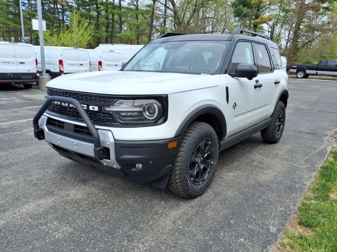 New 2026 Ford Bronco Sport Outer Banks AWD/4WD image 4