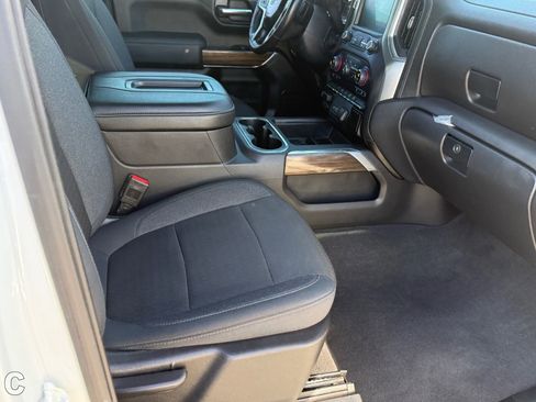 Used 2020 Chevrolet Silverado 1500 RST w/ All-Star Edition image 10