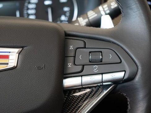 Used 2024 Cadillac XT6 Sport AWD/4WD image 28