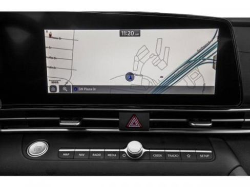 Used 2023 Hyundai Elantra Limited image 19