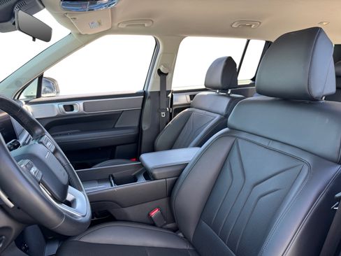 Used 2024 Hyundai Santa Fe SEL FWD image 9
