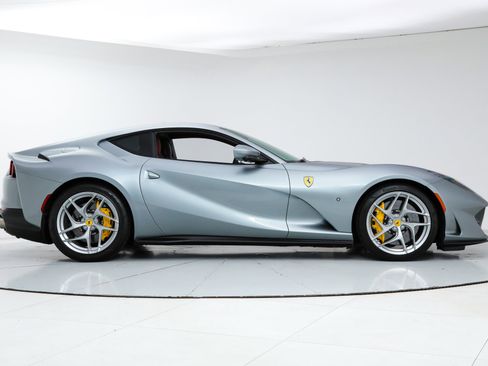 Certified 2020 Ferrari 812 Superfast image 6