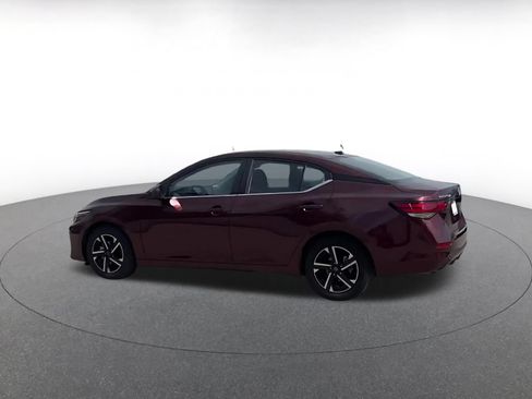 Used 2025 Nissan Sentra SV FWD image 8