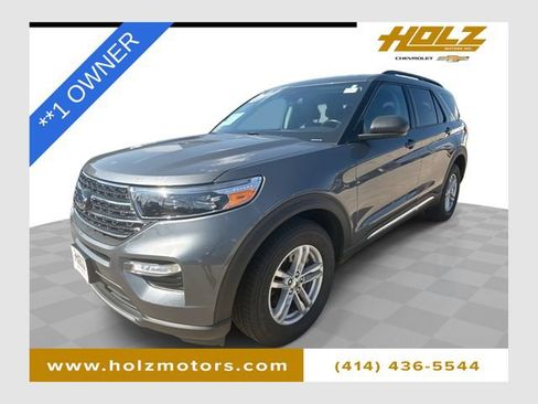 Used 2023 Ford Explorer XLT w/ Equipment Group 202A image 1