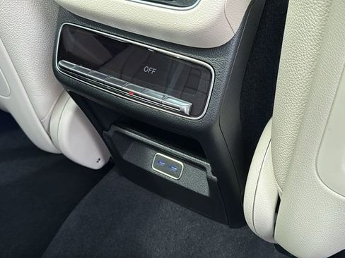 Used 2026 Mercedes-Benz GLE 580 4MATIC image 17