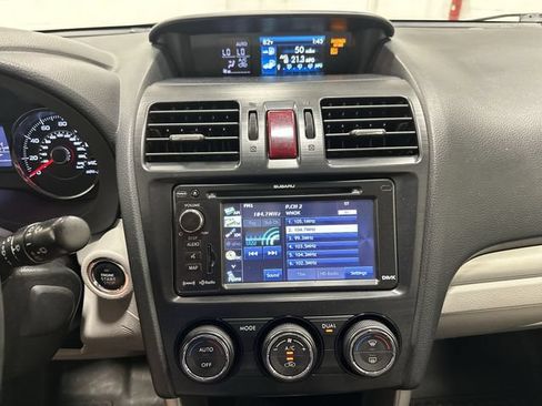 Used 2015 Subaru Forester 2.5i Touring w/ Eyesight & Navigation System AWD/4WD image 22