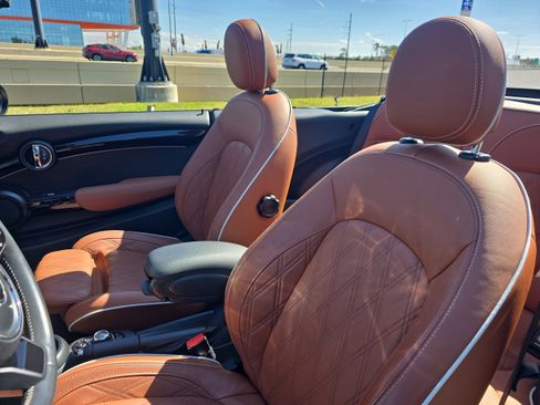 Used 2023 MINI Cooper S w/ Signature Upholstery Package image 16