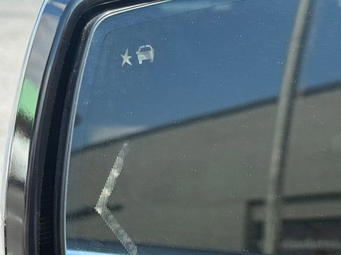 Used 2015 Chevrolet Tahoe LTZ image 19