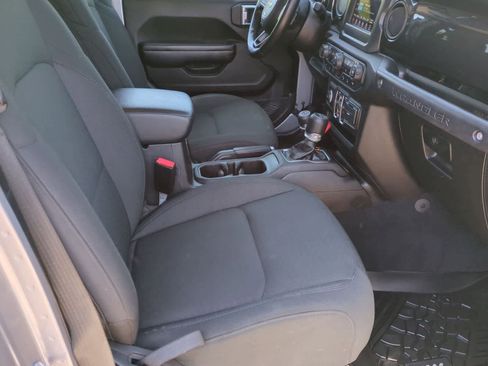 Used 2021 Jeep Wrangler Unlimited Sport AWD/4WD image 19