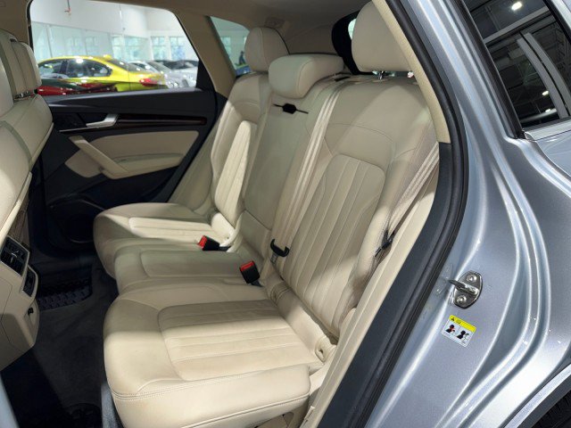 Used 2018 Audi Q5 2.0T Premium Plus AWD/4WD image 7