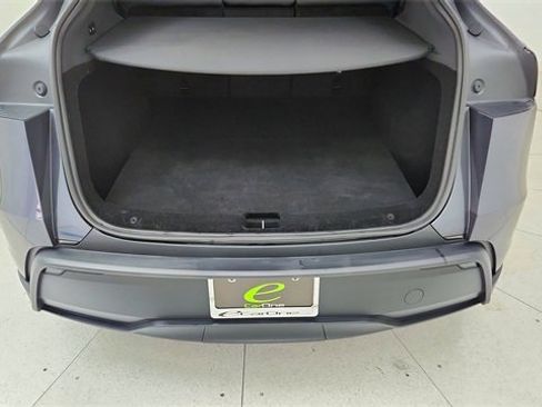Used 2026 Tesla Model Y Long Range image 14