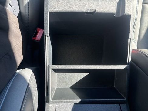 Used 2022 Ford Bronco Black Diamond image 29