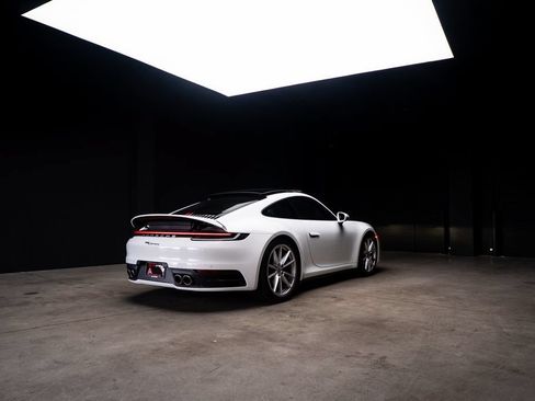 Used 2020 Porsche 911 Carrera 4S AWD/4WD image 49
