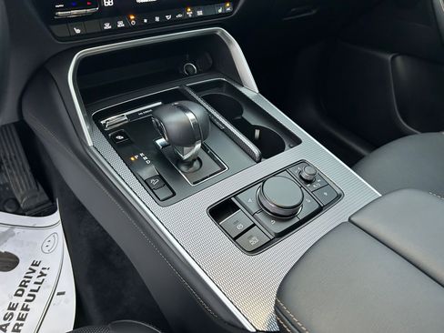 Used 2025 MAZDA CX-90 Plug-In Hybrid w/Premium Sport image 18