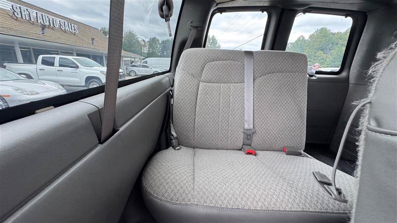 Used 2015 Chevrolet Express 2500 LS RWD image 40