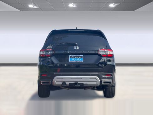 Certified 2023 Honda Pilot Elite image 9