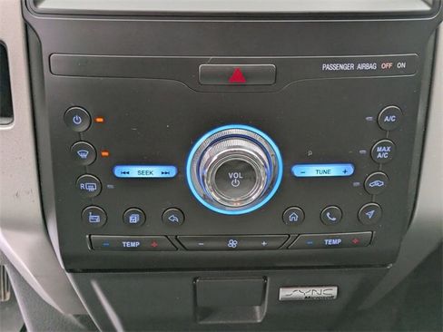 Used 2013 Ford F150 XLT w/ Mid Equipment Group image 16