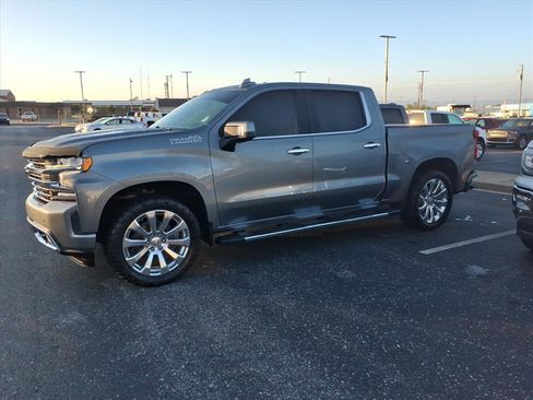 Used 2022 Chevrolet Silverado 1500 High Country image 3