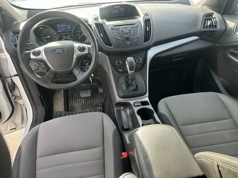 Used 2015 Ford Escape SE image 18