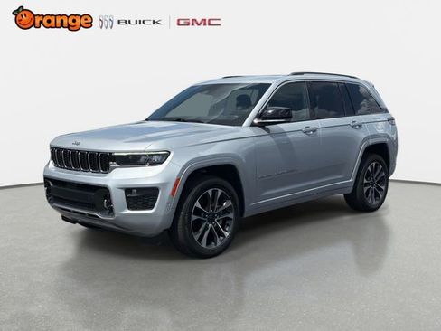 Used 2023 Jeep Grand Cherokee Overland w/ Rear Seat Video Group I RWD image 7
