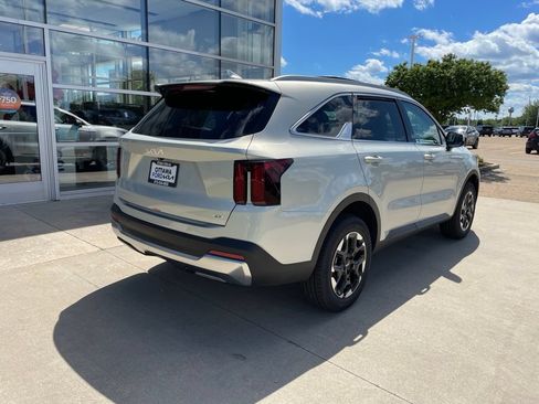 New 2026 Kia Sorento S AWD/4WD image 5